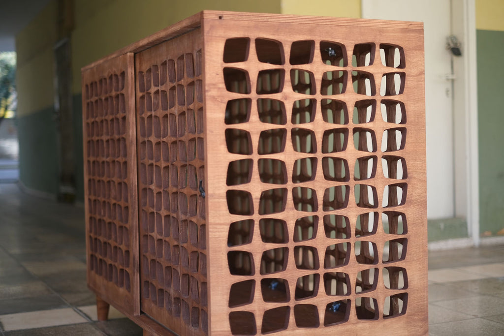 Modern Wooden Dog Crate with Sliding Door: Customizable Pet Furniture