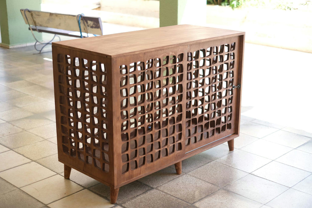 Modern Wooden Dog Crate with Sliding Door: Customizable Pet Furniture