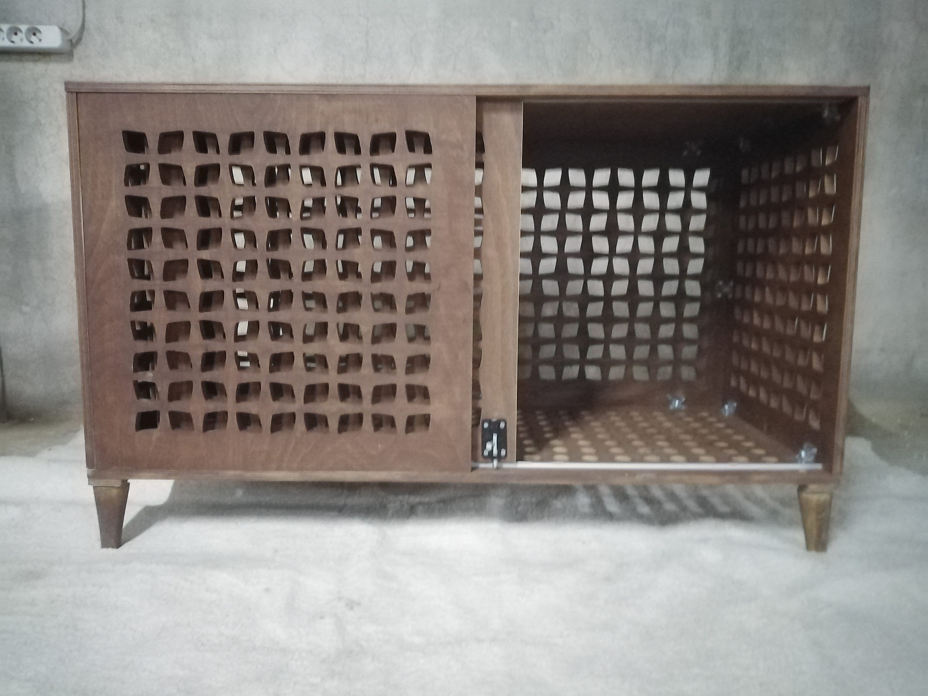 Modern Wood Nightstand Dog Crate with Sliding Door