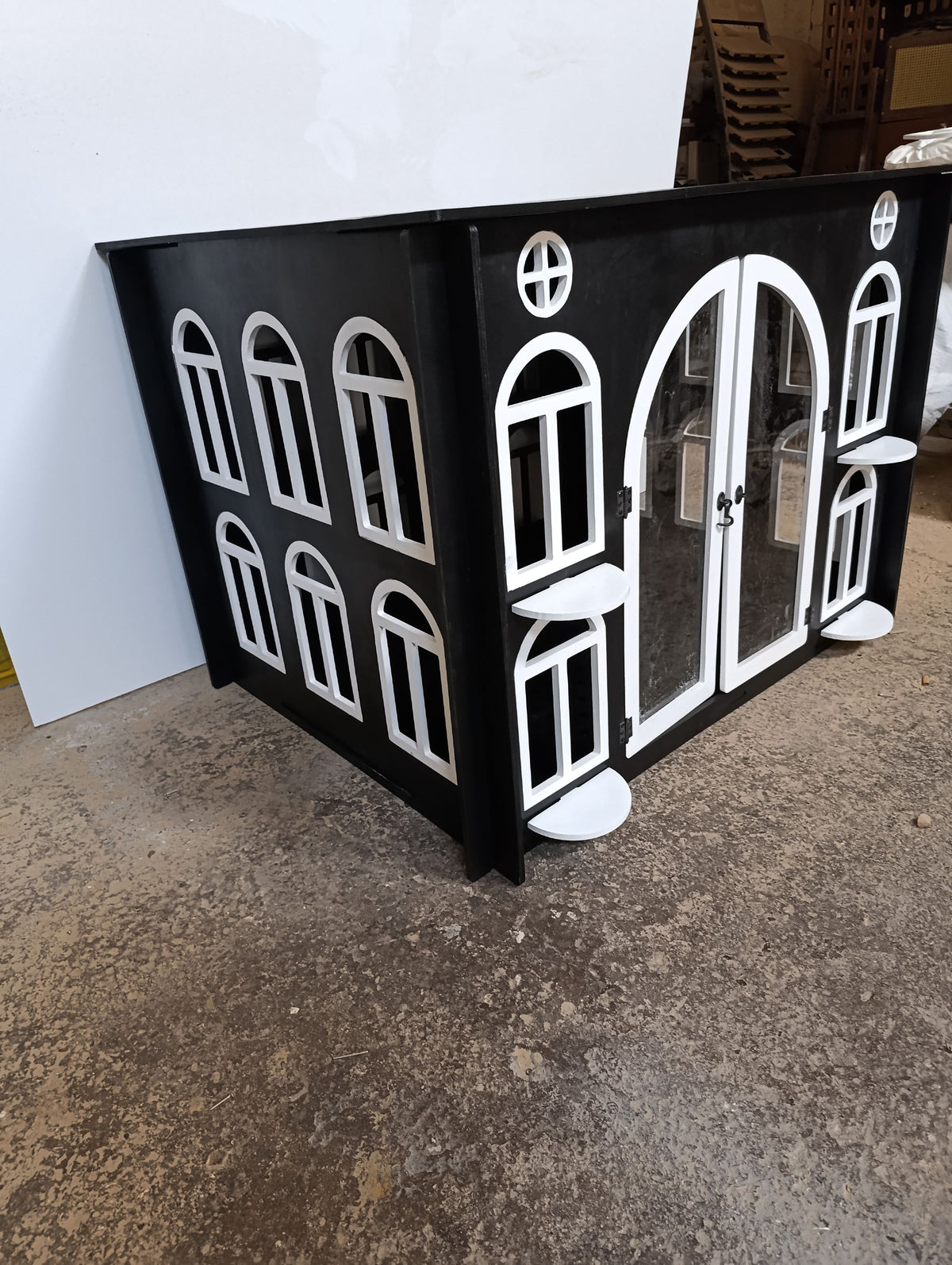Miami Wooden Dog Crate Furniture – Stylish Indoor Kennel -Black and White