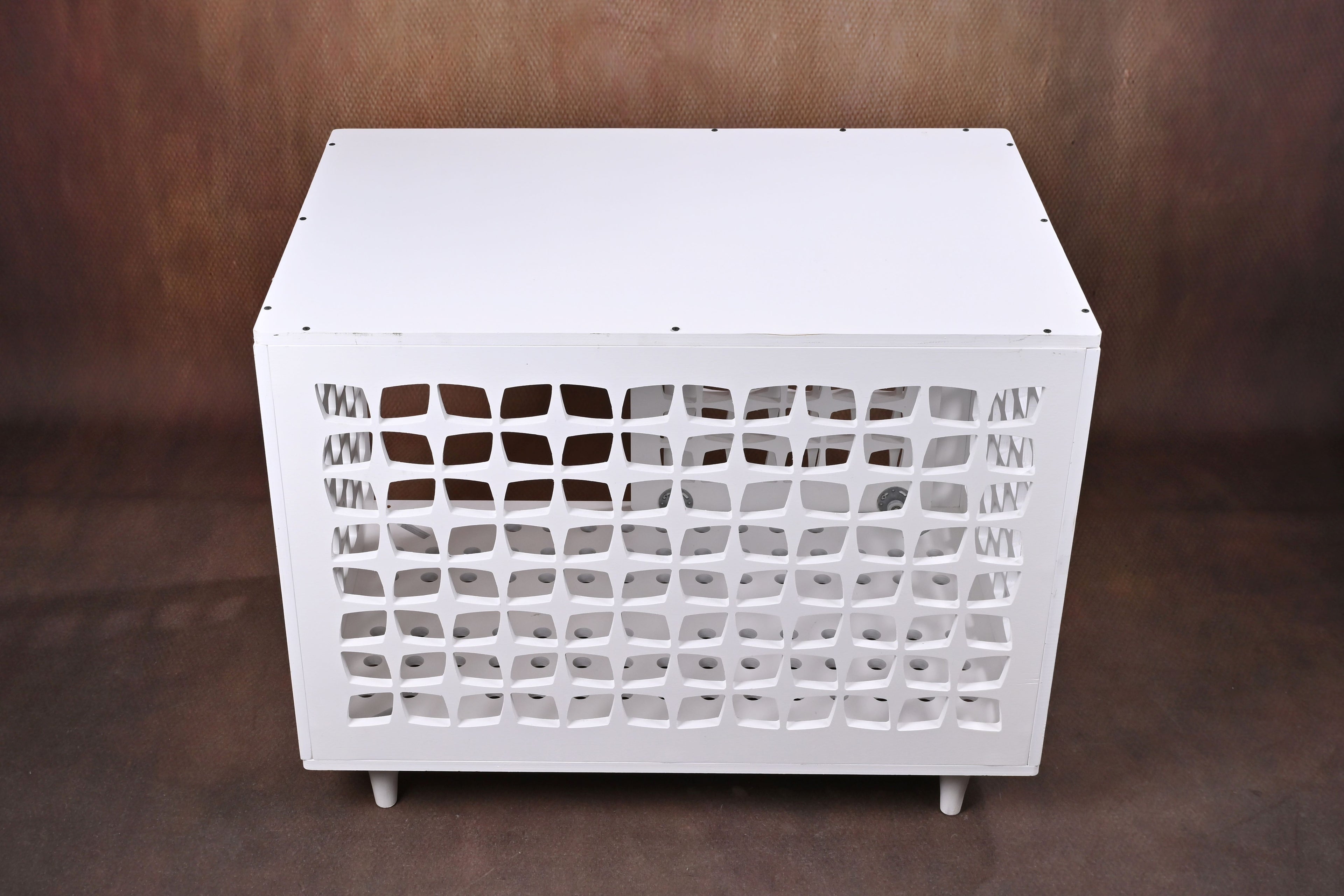 Mid-Century Modern Wooden Dog Crate: Indoor Pet Furniture with sliding door