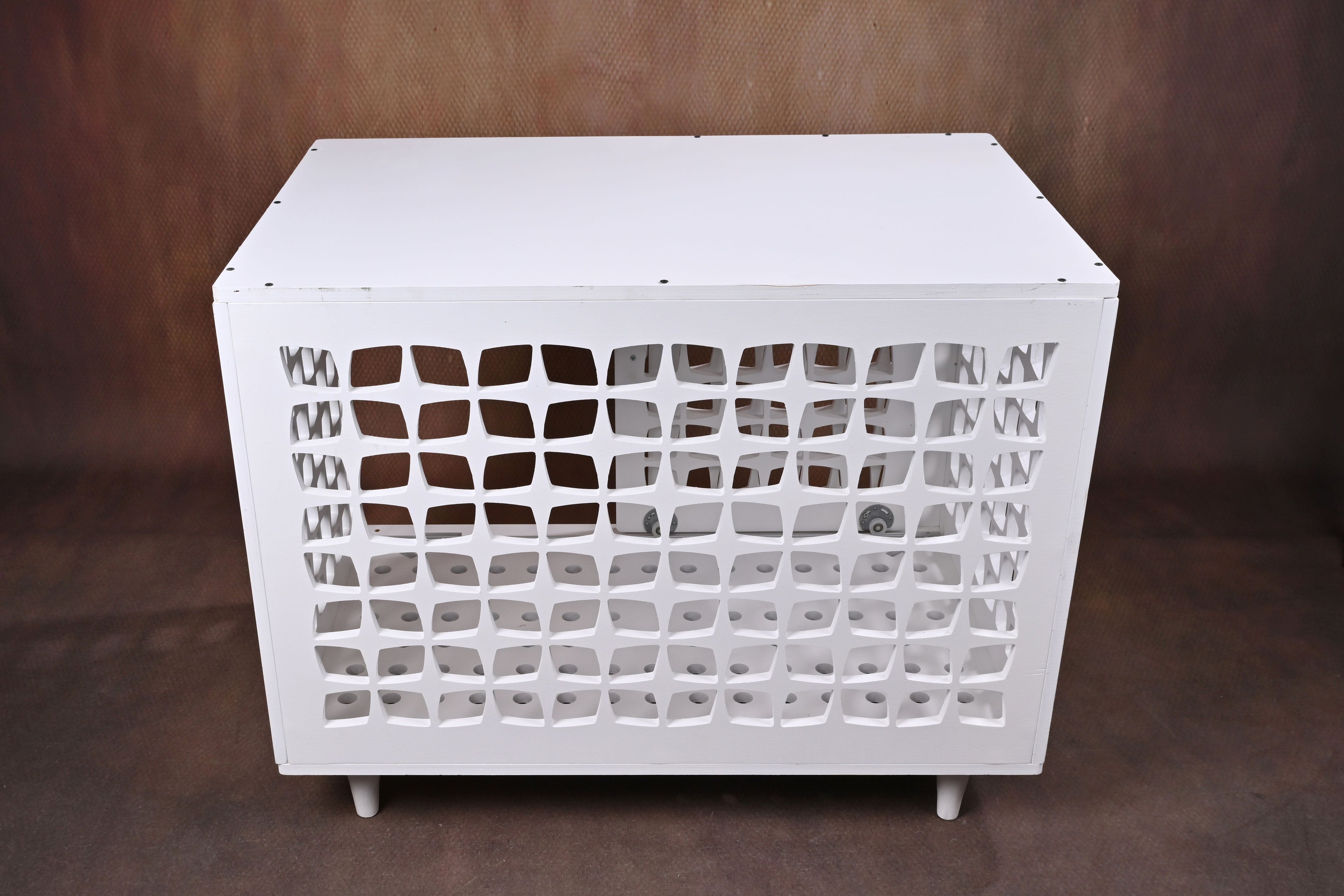 Mid-Century Modern Wooden Dog Crate: Indoor Pet Furniture with sliding door