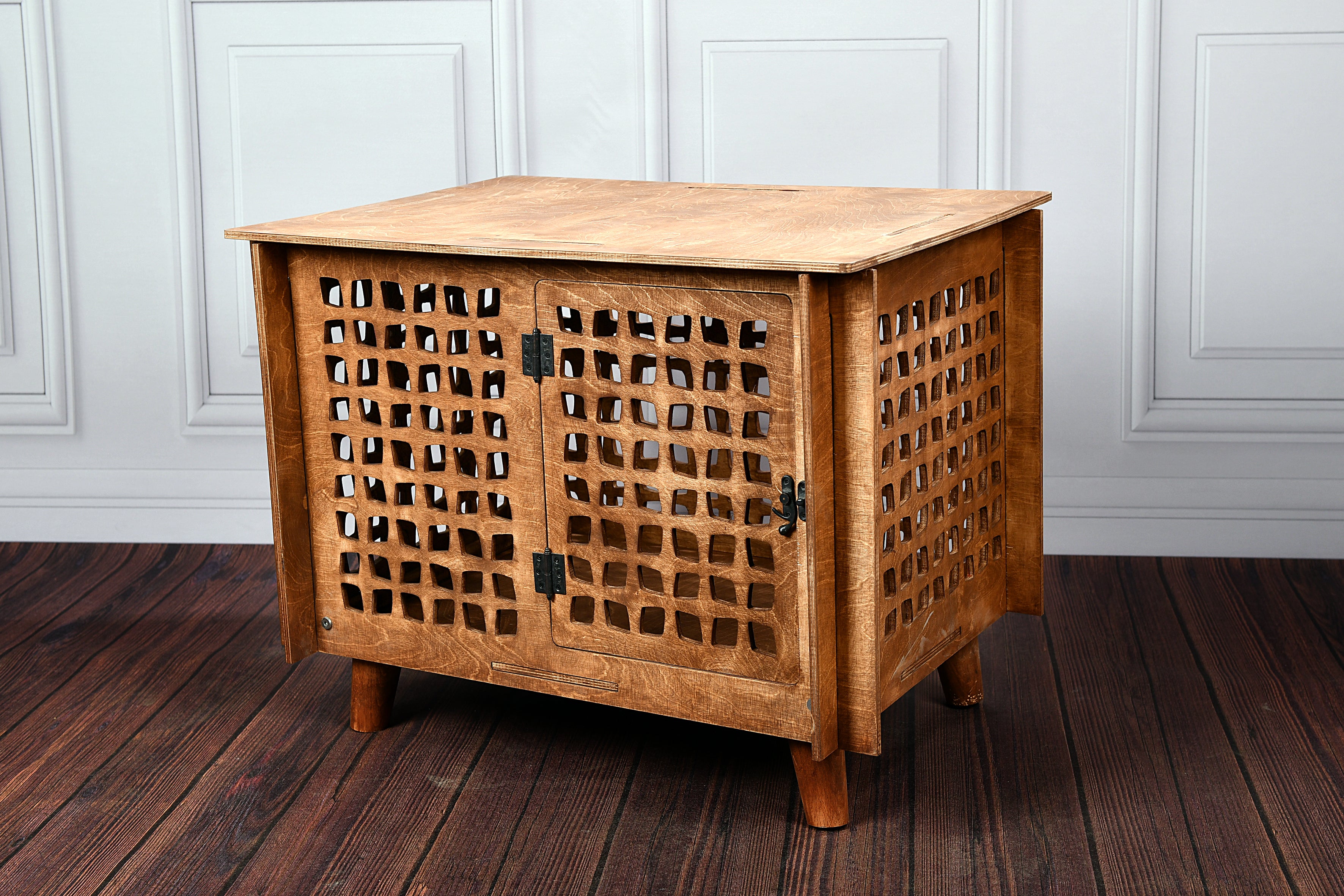 Mid-Century Modern Wooden Dog Crate Furniture: Indoor Pet House