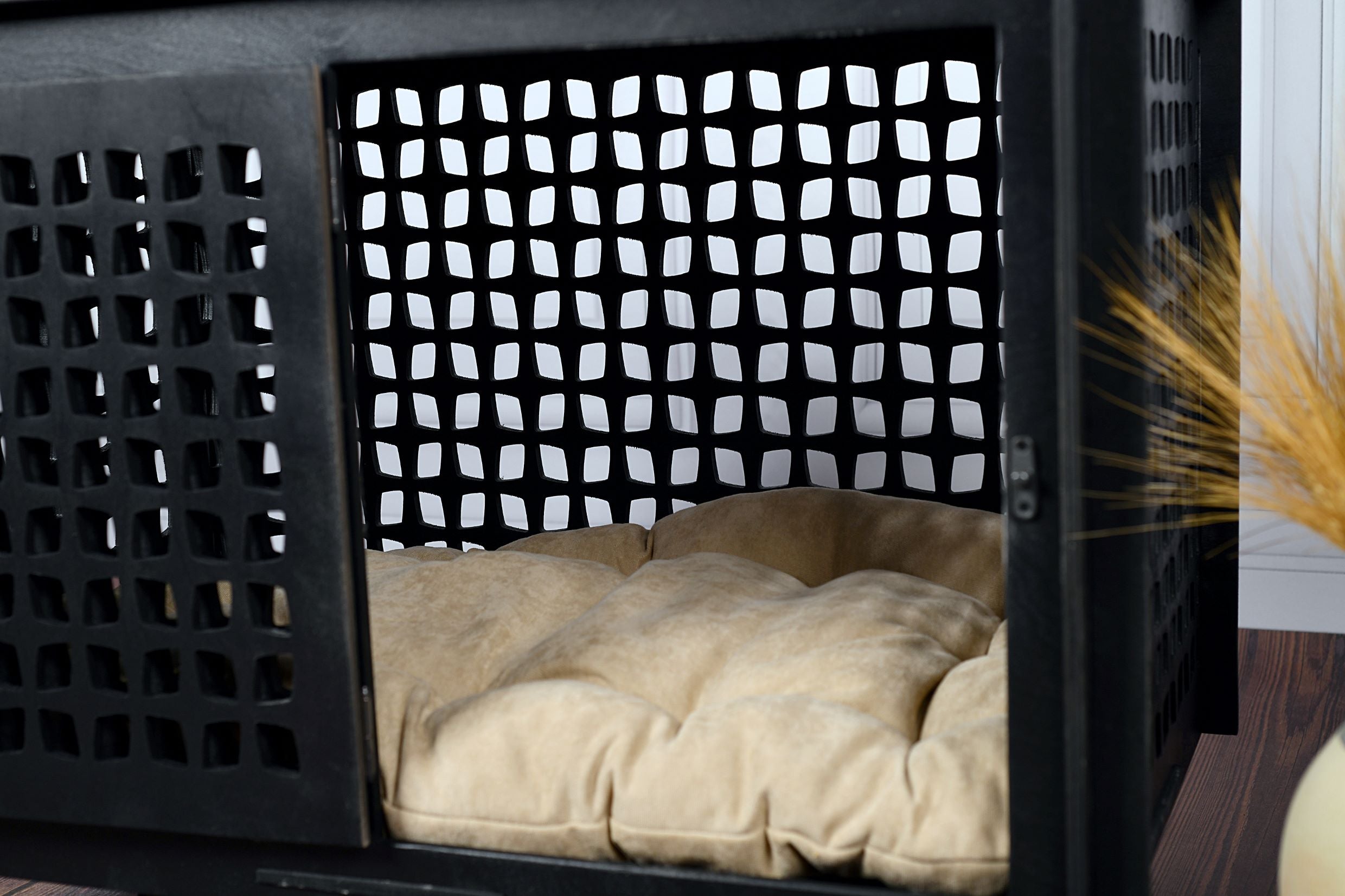 Mid-Century Modern Wooden Dog Crate: Indoor Pet Furniture with sliding door