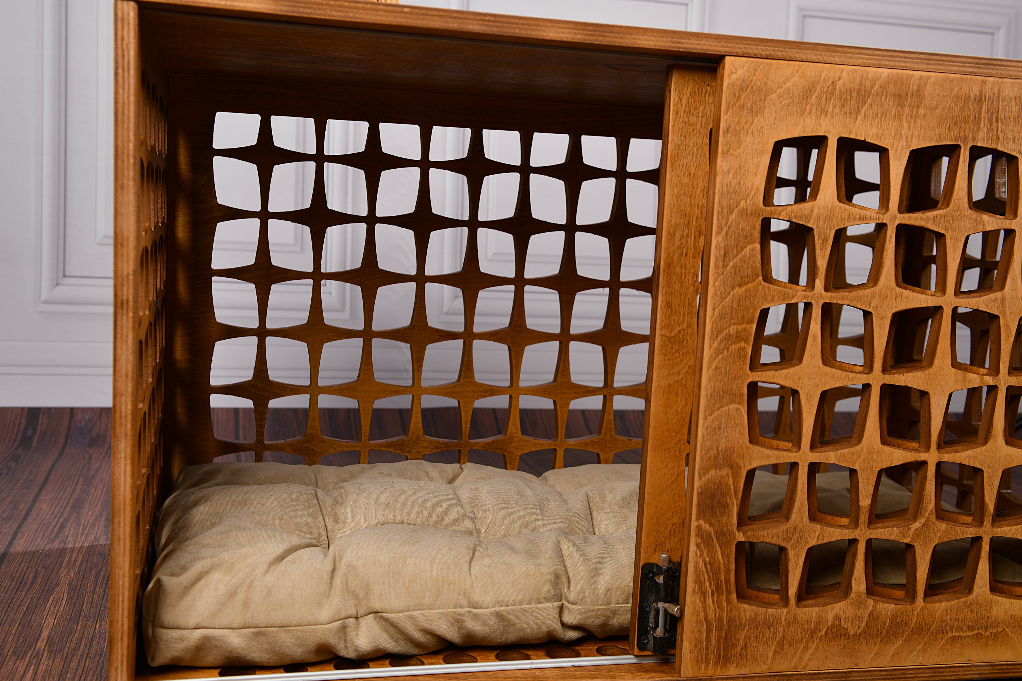 Mid-Century Modern Wooden Dog Crate: Indoor Pet Furniture with sliding door