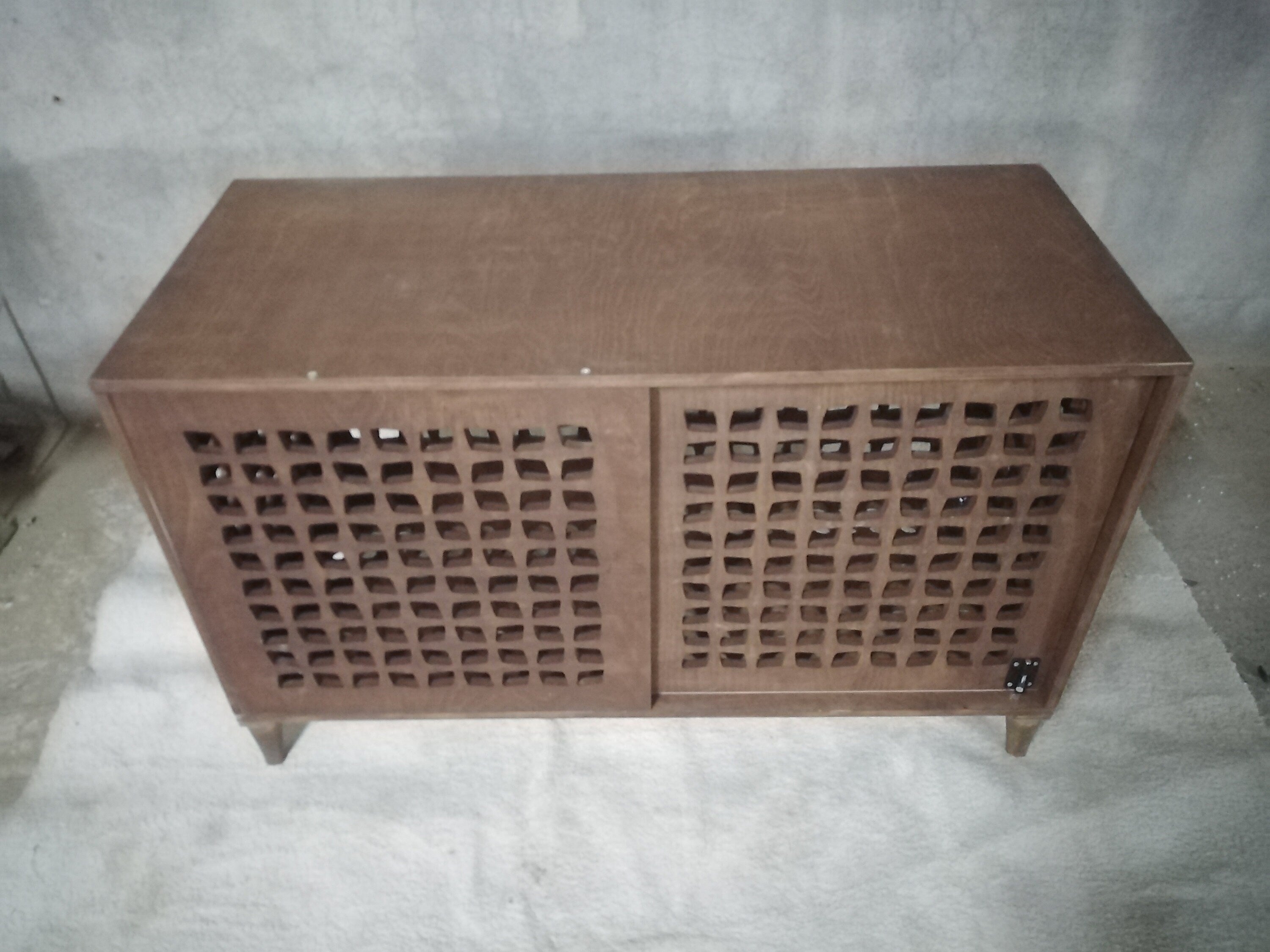 Modern Wood Nightstand Dog Crate with Sliding Door