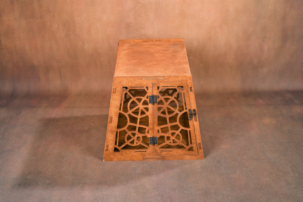 Decorative Wooden Indoor Dog Crate
